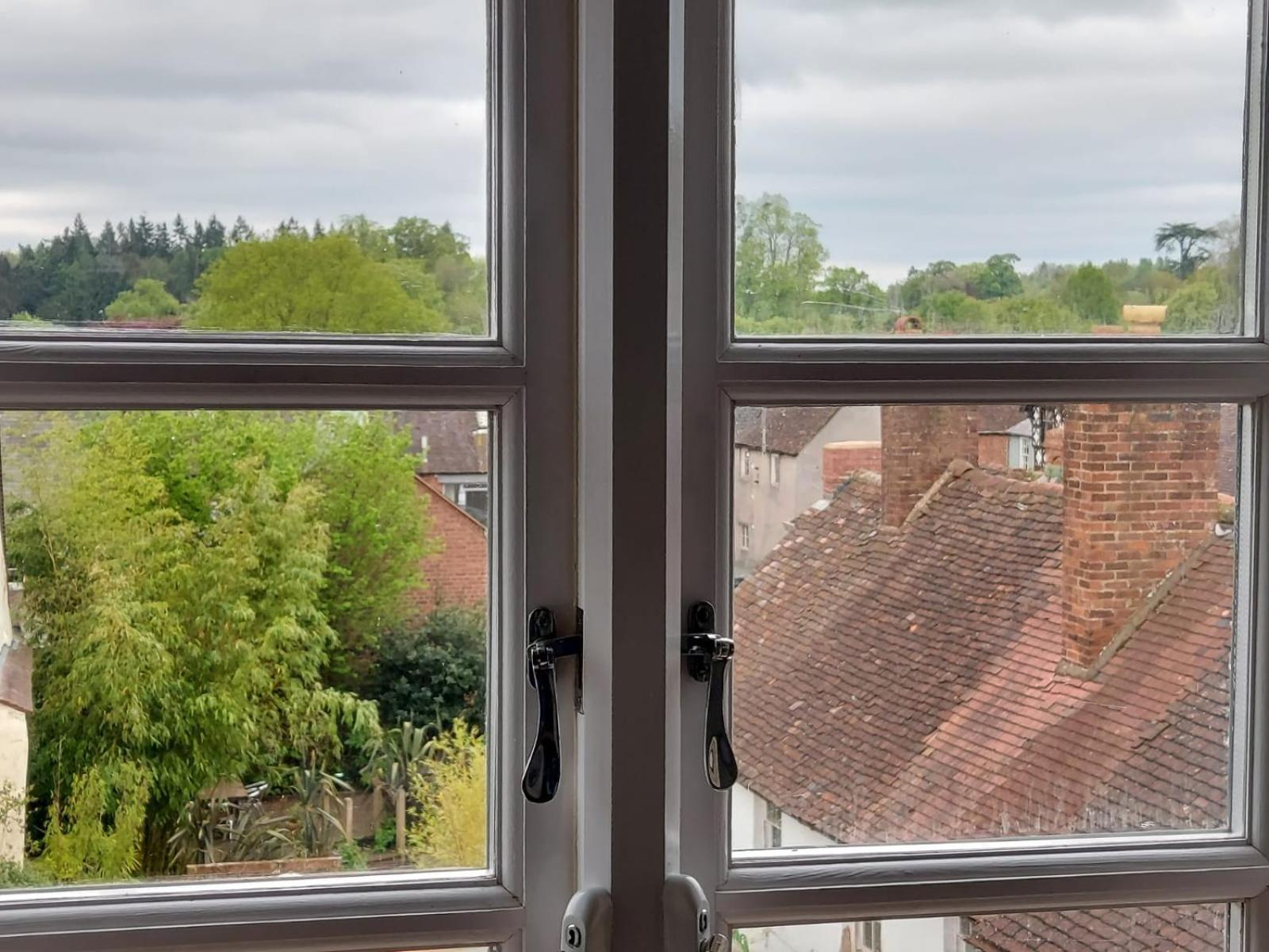Ludlow Town Centre Apartments Dış mekan fotoğraf